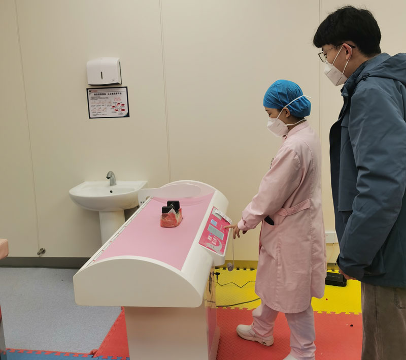 嬰兒身高體重秤可自動打印結果.jpg 嬰兒身高體重秤可自動打印結果.jpg